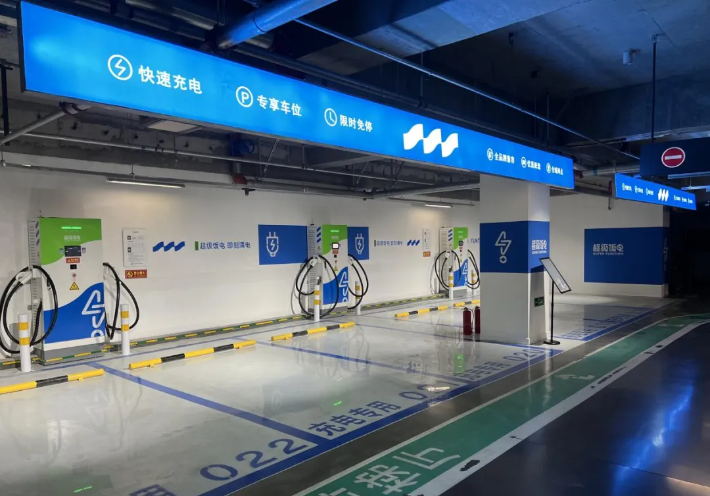 捷顺携手泛充打造城市级充电站建设运营典范，联合上线北京10余个充电场站！